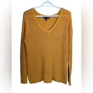 American Eagle ladies mustard yellow v-neck knit cotton sweater small
